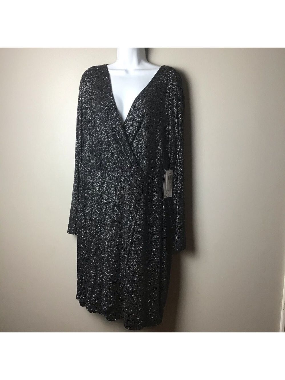 𝅺bee Darlin Plus Size Black & Silver Sparkle Dress - Picture 3 of 6